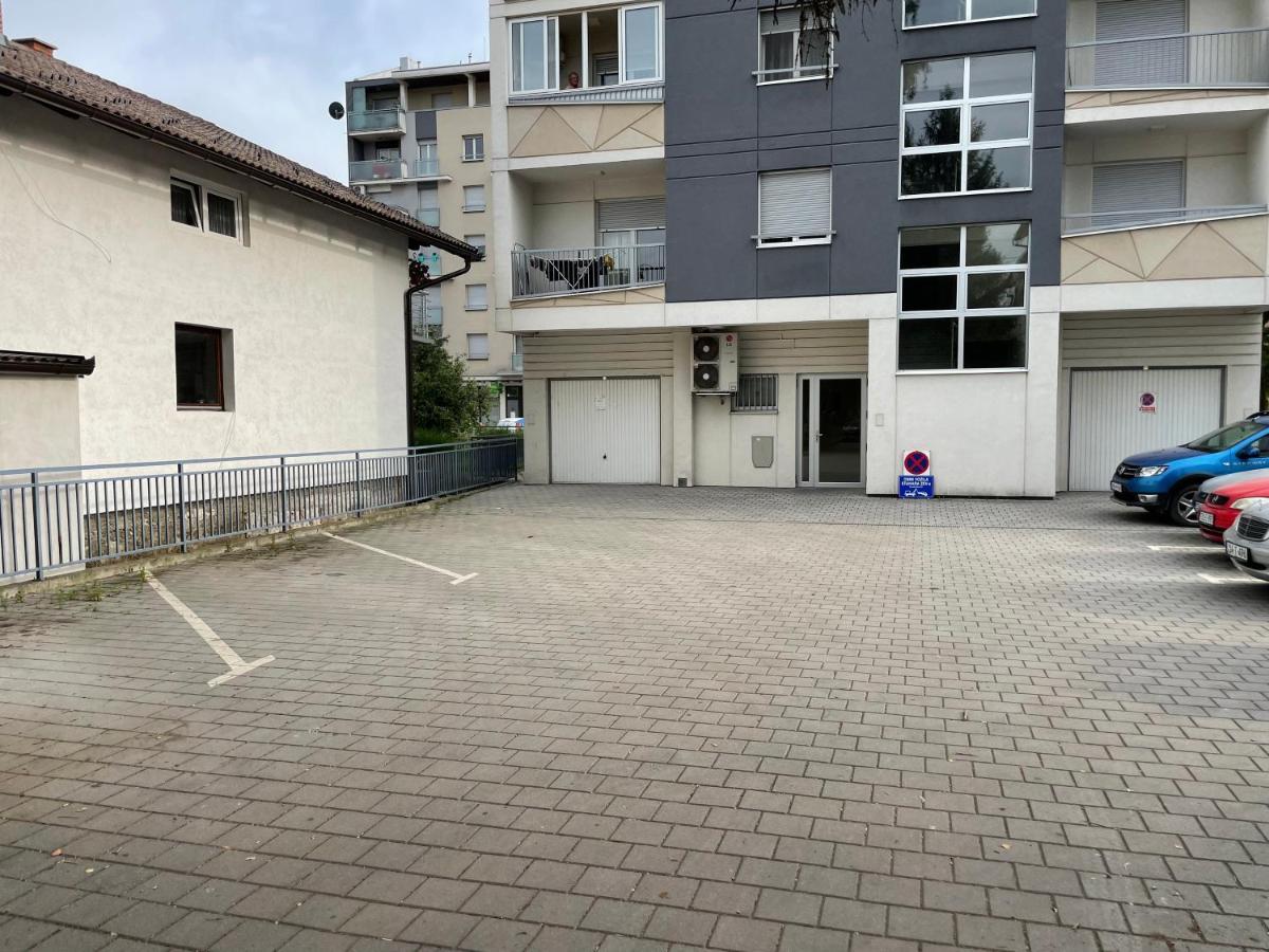 Apartman M&M Добой Екстер'єр фото